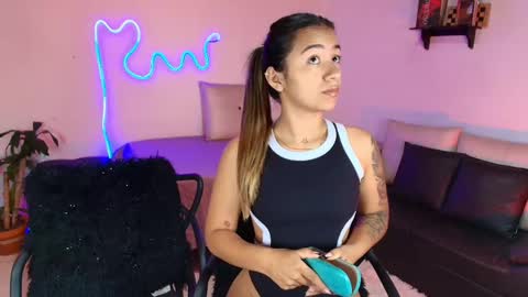 Jules and Gia online show from 22, 2, 2025