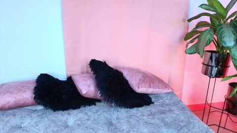 Jules and Gia online show from 15, 10, 2025