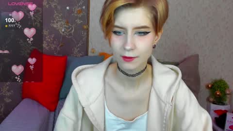 Snapshot of julescrown chatting on 8, 12, 2024 Jules online show from 8, 12, 2024