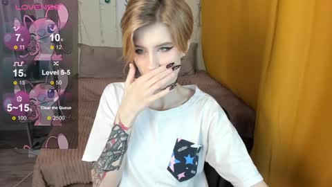 Snapshot of julescrown chatting on 10, 1, 2025 Jules online show from 10, 1, 2025