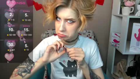 Snapshot of julescrown chatting on 16, 2, 2025 Jules online show from 16, 2, 2025