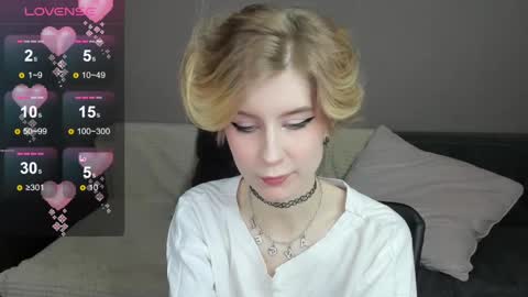 Snapshot of julescrown chatting on 21, 2, 2025 Jules online show from 21, 2, 2025