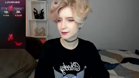 Snapshot of julescrown chatting on 15, 9, 2025 Jules online show from 15, 9, 2025