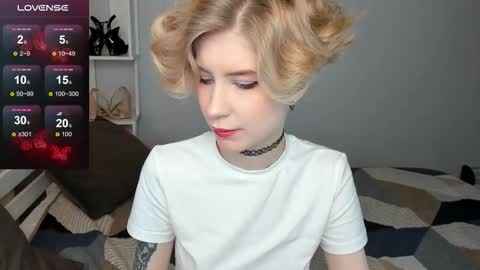 Snapshot of julescrown chatting on 27, 9, 2025 Jules online show from 27, 9, 2025