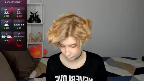 Snapshot of julescrown chatting on 29, 9, 2025 Jules online show from 29, 9, 2025