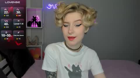 Snapshot of julescrown chatting on 7, 10, 2025 Jules online show from 7, 10, 2025