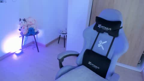 juli_santos_22 online show from 20, 9, 2025