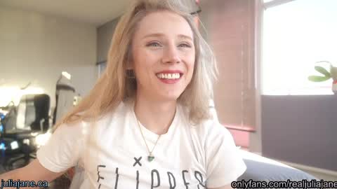 Julia Jane online show from 7, 4, 2026