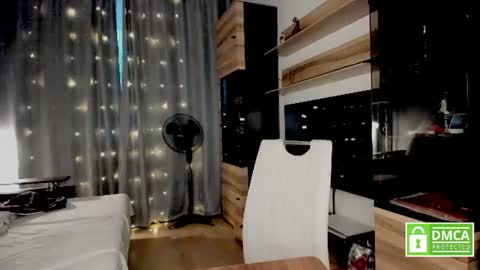 julia_t_mog online show from 28, 6, 2026
