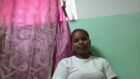 juliah02 online show from 17, 1, 2025