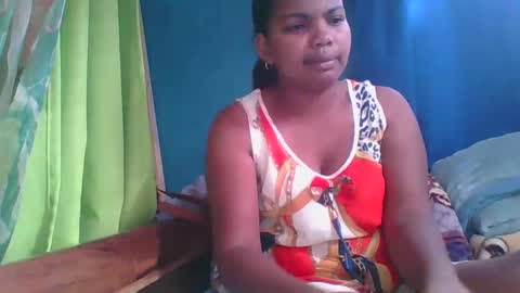 juliah02 online show from 4, 2, 2025