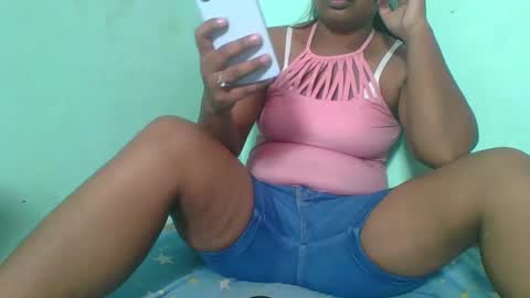 juliah02 online show from 13, 2, 2025