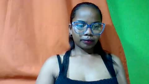 juliah02 online show from 27, 5, 2026