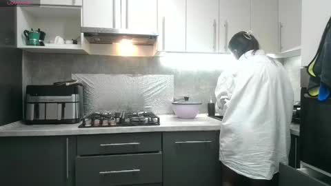 juliamorgann online show from 28, 3, 2026