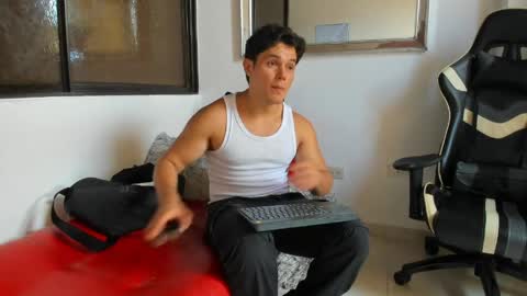 julian_wallace online show from 3, 4, 2026