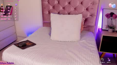 Juli online show from 5, 2, 2025