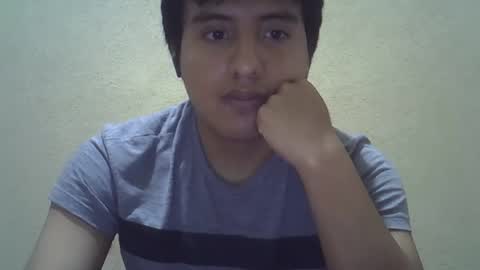 Snapshot of julianalvarez95 chatting on 8, 12, 2024 Julian online show from 8, 12, 2024