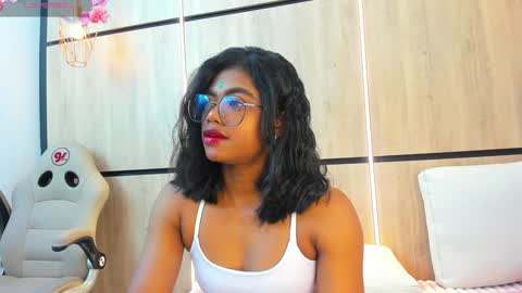 Snapshot of julianna_smith chatting on 23, 1, 2025 ANDREA online show from 23, 1, 2025