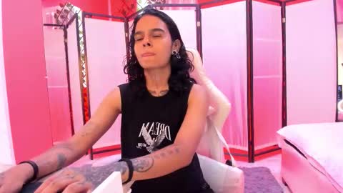 julianne_7 online show from 2, 2, 2026