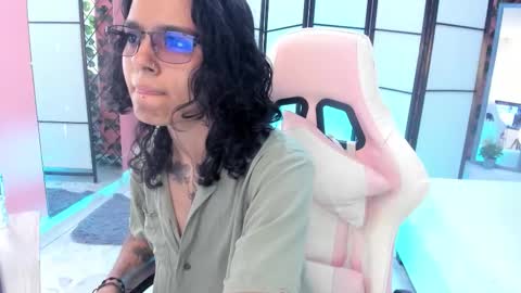 julianne_7 online show from 23, 2, 2026