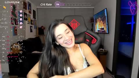 Snapshot of julidavila chatting on 11, 2, 2025 Jeimy Help me to reach 100 thumbs up online show from 11, 2, 2025