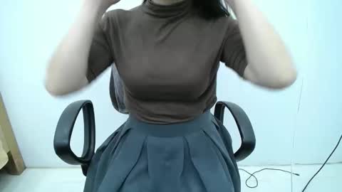 julie9x online show from 19, 12, 2025