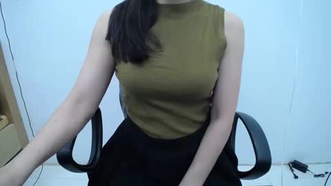 Snapshot of julie9x chatting on 27, 4, 2026 julie9x online show from 27, 4, 2026