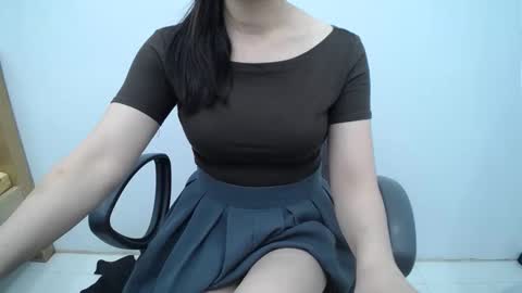 Snapshot of julie9x chatting on 8, 5, 2026 julie9x online show from 8, 5, 2026