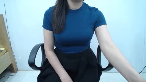 Snapshot of julie9x chatting on 16, 5, 2026 julie9x online show from 16, 5, 2026