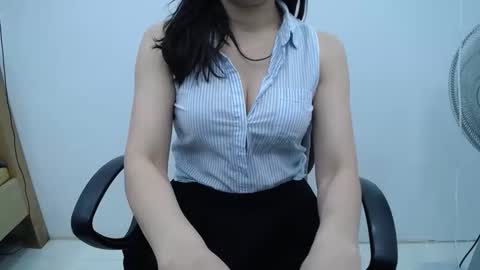 Snapshot of julie9x chatting on 26, 5, 2026 julie9x online show from 26, 5, 2026