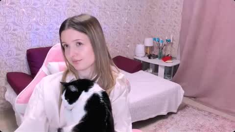 Snapshot of julie_flores chatting on 5, 12, 2024 Julie online show from 5, 12, 2024