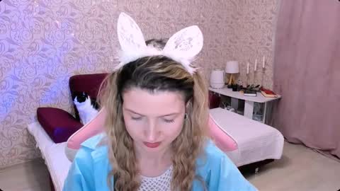 Snapshot of julie_flores chatting on 21, 12, 2024 Julie online show from 21, 12, 2024