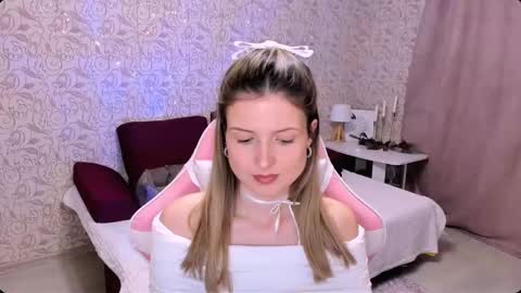 Snapshot of julie_flores chatting on 27, 1, 2025 Julie online show from 27, 1, 2025