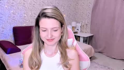 Snapshot of julie_flores chatting on 28, 2, 2025 Julie online show from 28, 2, 2025