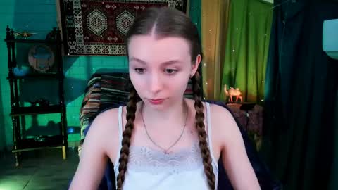 Snapshot of juliedaniel chatting on 18, 5, 2026 juliedaniel online show from 18, 5, 2026