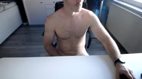 Snapshot of julienneedyou chatting on 21, 7, 2026 julienneedyou online show from 21, 7, 2026
