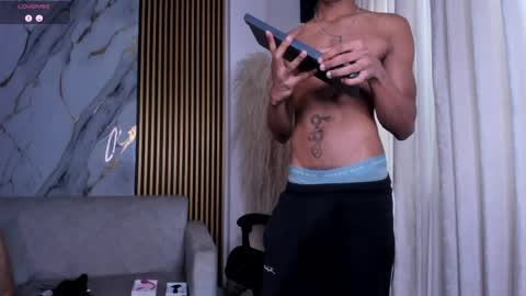 Snapshot of juliensaint_ chatting on 31, 5, 2026 Julien online show from 31, 5, 2026
