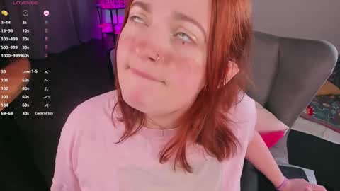 Snapshot of juliet_schoolgirl chatting on 25, 12, 2024 Juliet online show from 25, 12, 2024