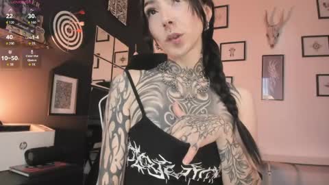 Snapshot of juliet_sourire chatting on 26, 5, 2026 juliet_sourire online show from 26, 5, 2026