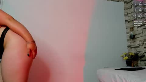 Snapshot of julieta_333 chatting on 8, 3, 2025 julieta_333 online show from 8, 3, 2025