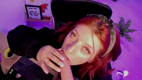 Snapshot of julieta_alves chatting on 12, 5, 2026 July online show from 12, 5, 2026