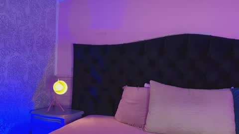 Snapshot of julieta_cortes__ chatting on 23, 5, 2026 Julieta online show from 23, 5, 2026
