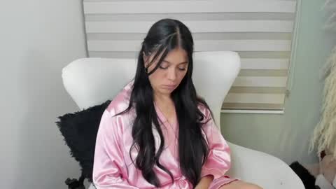 Snapshot of julieta_evans_1 chatting on 18, 7, 2026 Julieta online show from 18, 7, 2026