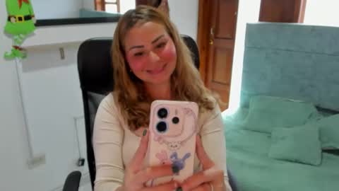 Snapshot of julieta_star69 chatting on 19, 12, 2025 julieta_star69 online show from 19, 12, 2025
