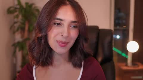 Snapshot of julieta_valencia chatting on 10, 6, 2026 julieta_valencia online show from 10, 6, 2026