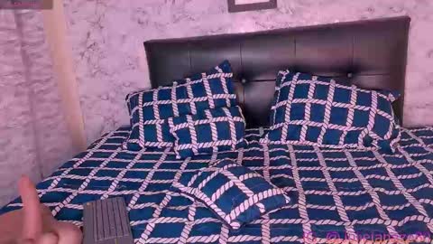 Julietahazze online show from 7, 1, 2026