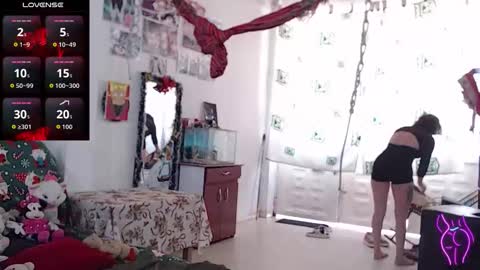 Julieta Jaguar online show from 15, 12, 2025