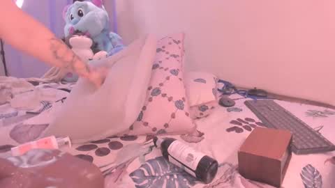 Snapshot of julietavargas chatting on 3, 1, 2025 Julieta Vargas online show from 3, 1, 2025