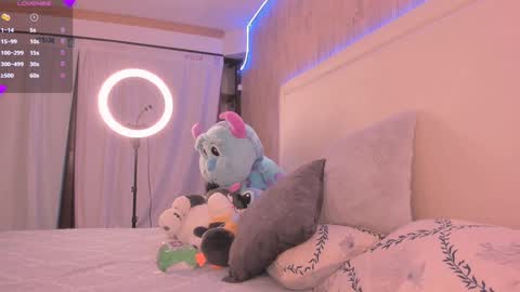 Snapshot of julietavargas chatting on 1, 2, 2025 Julieta Vargas online show from 1, 2, 2025