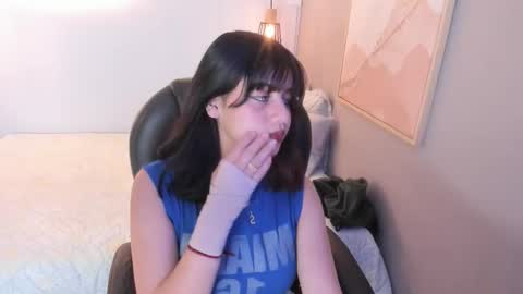 Julieth  online show from 13, 10, 2025